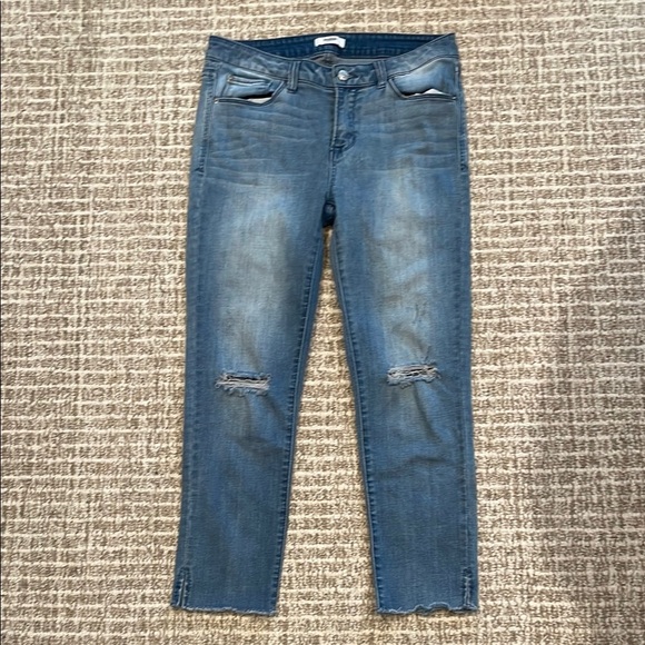 Kensie Skinny Distressed Jeans with Cropped ankles - Picture 1 of 7